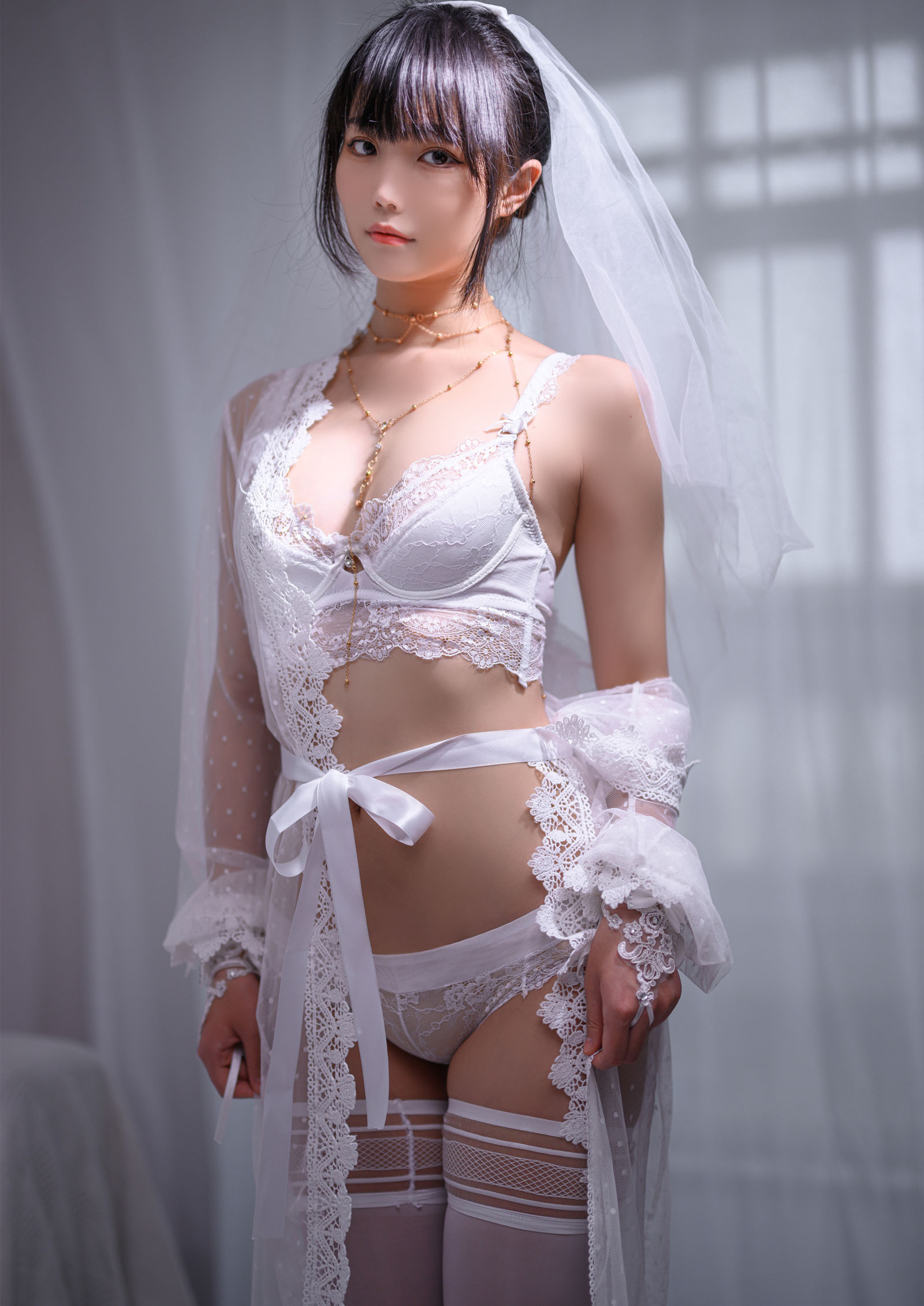 Cosplay汪知子美女动漫博主性感Cosplay写真 婚纱|柠檬皮美女写真