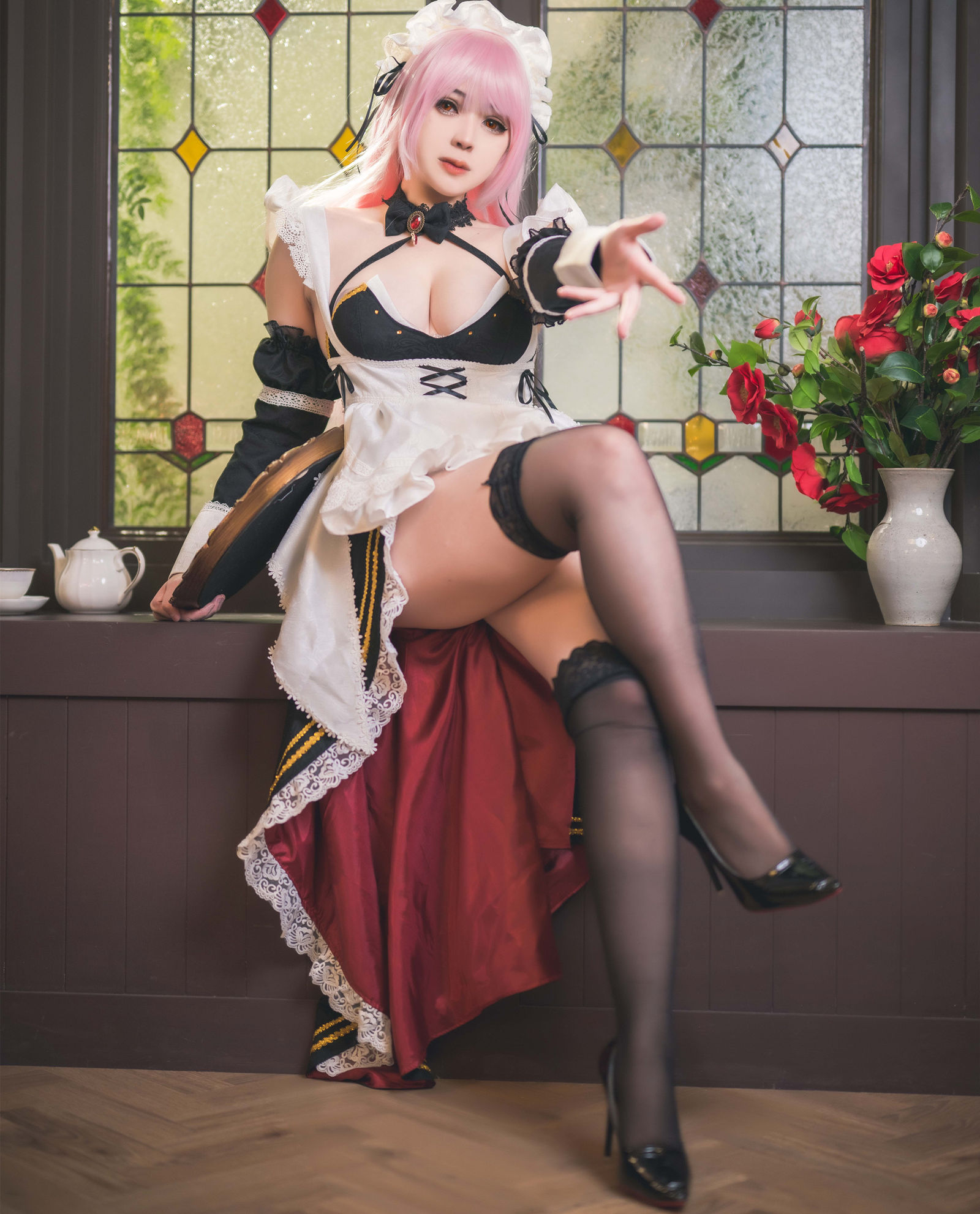 Hatori Sama美女动漫博主性感Cosplay写真Mori Calliope Maid|柠檬皮美女写真