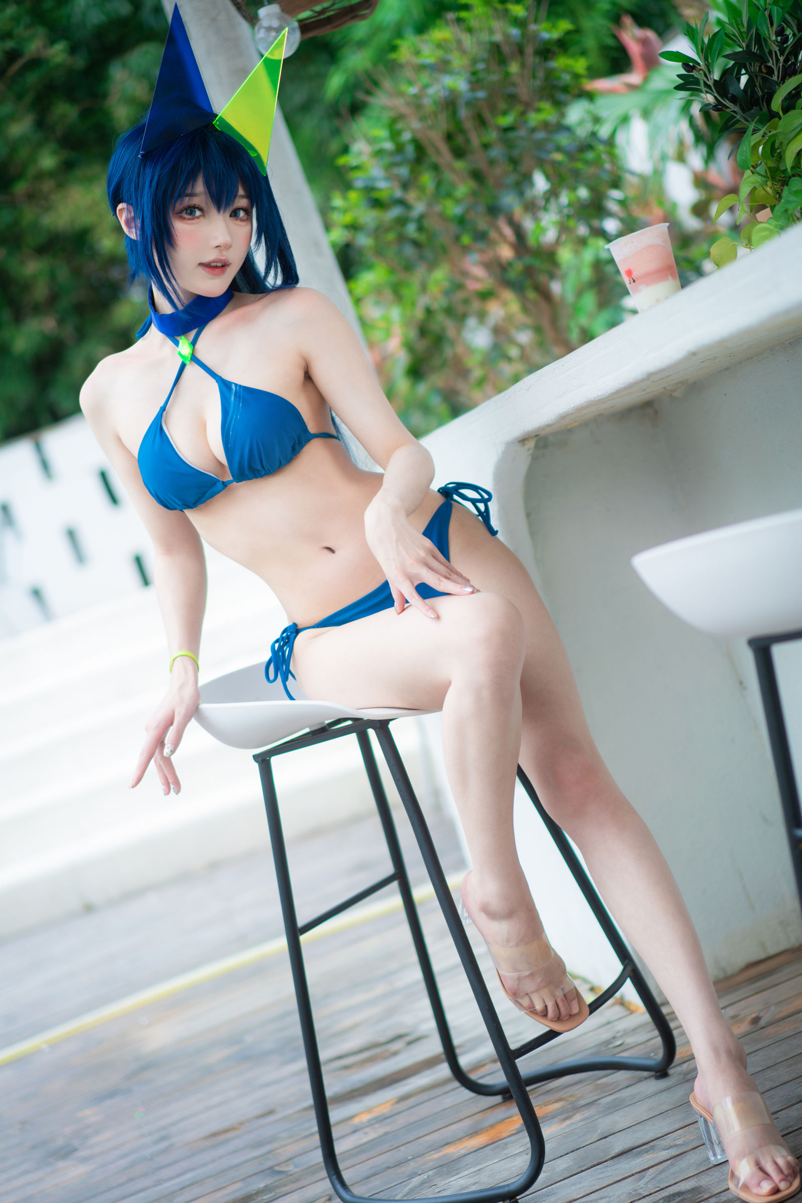 阿包也是兔娘美女动漫博主性感Cosplay写真花园泳装|柠檬皮美女写真